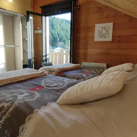 Chalet 360 L'essenti'aile, La Mauselaine Chalet *